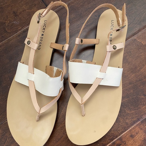 Lucky Brand Shoes - Lucky Brand Thong Sandals